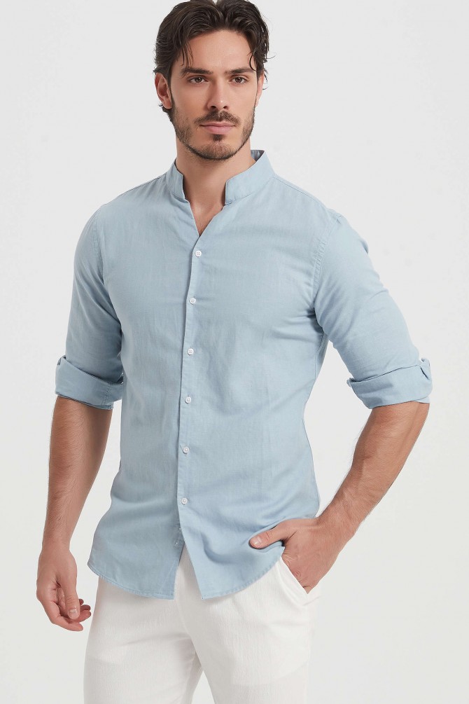 Chemise col chale en lin coupe ajustee